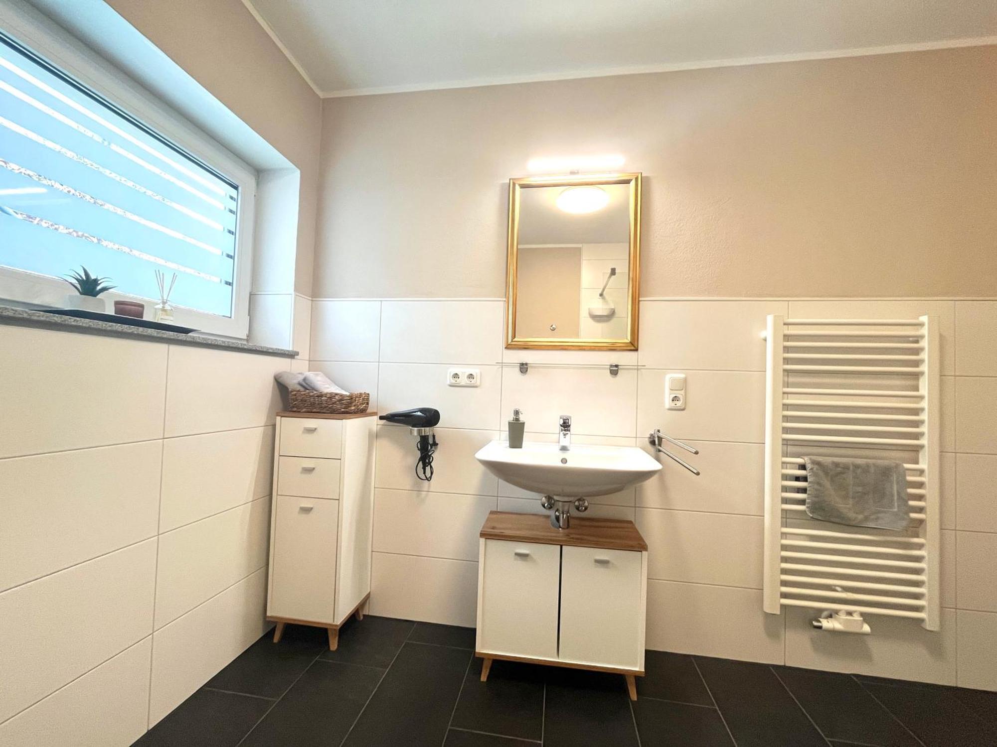 Ferienwohnung Sonnenterrasse, 1-4 Personen, 2 Schlafzimmer, Grosse Terrasse Mueden ภายนอก รูปภาพ