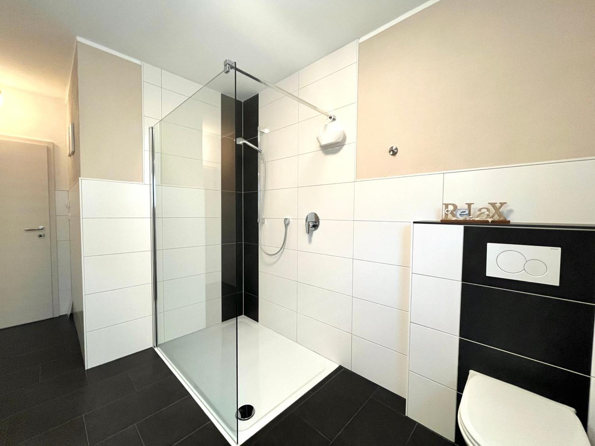 Ferienwohnung Sonnenterrasse, 1-4 Personen, 2 Schlafzimmer, Grosse Terrasse Mueden ภายนอก รูปภาพ