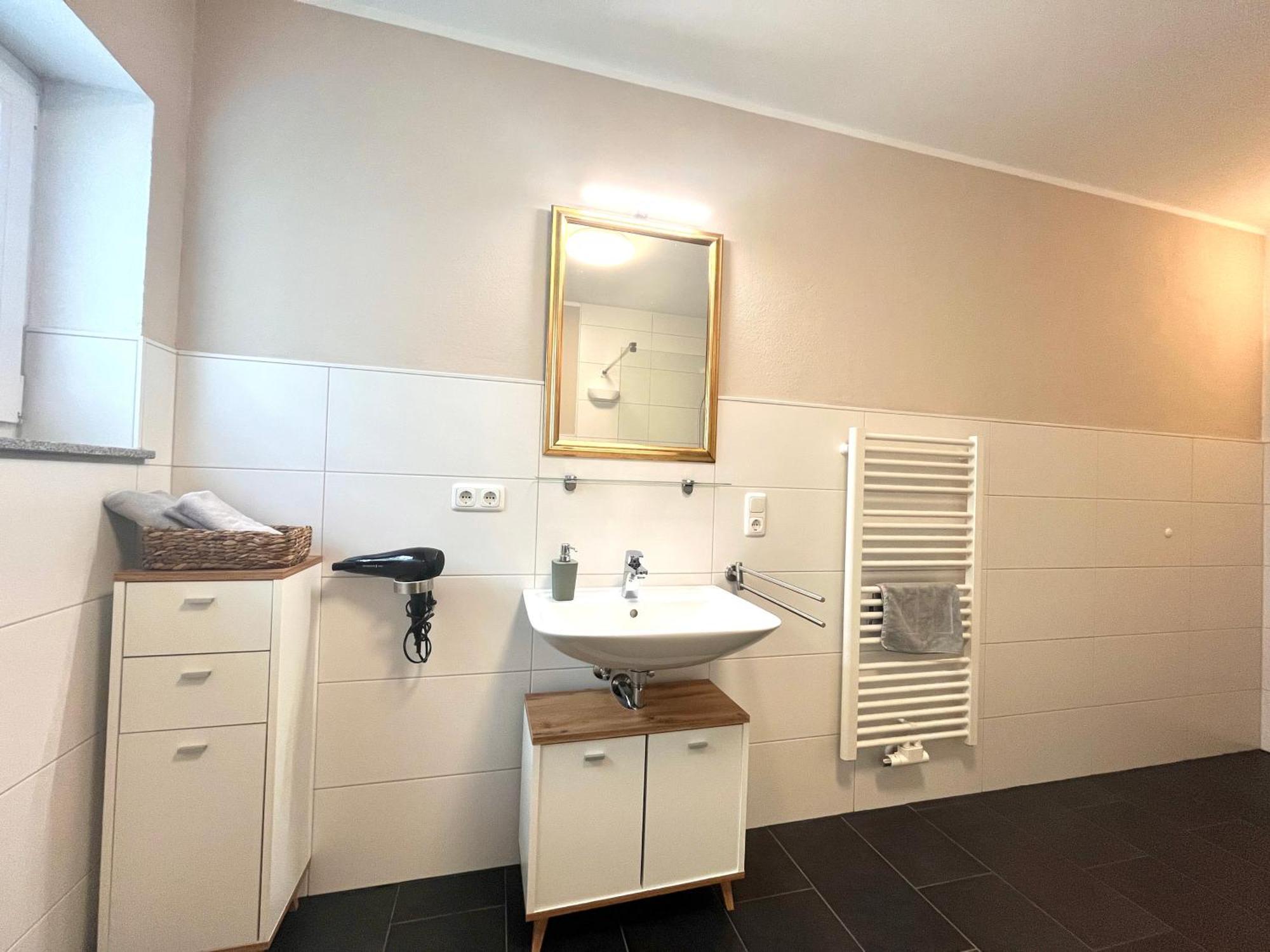 Ferienwohnung Sonnenterrasse, 1-4 Personen, 2 Schlafzimmer, Grosse Terrasse Mueden ภายนอก รูปภาพ